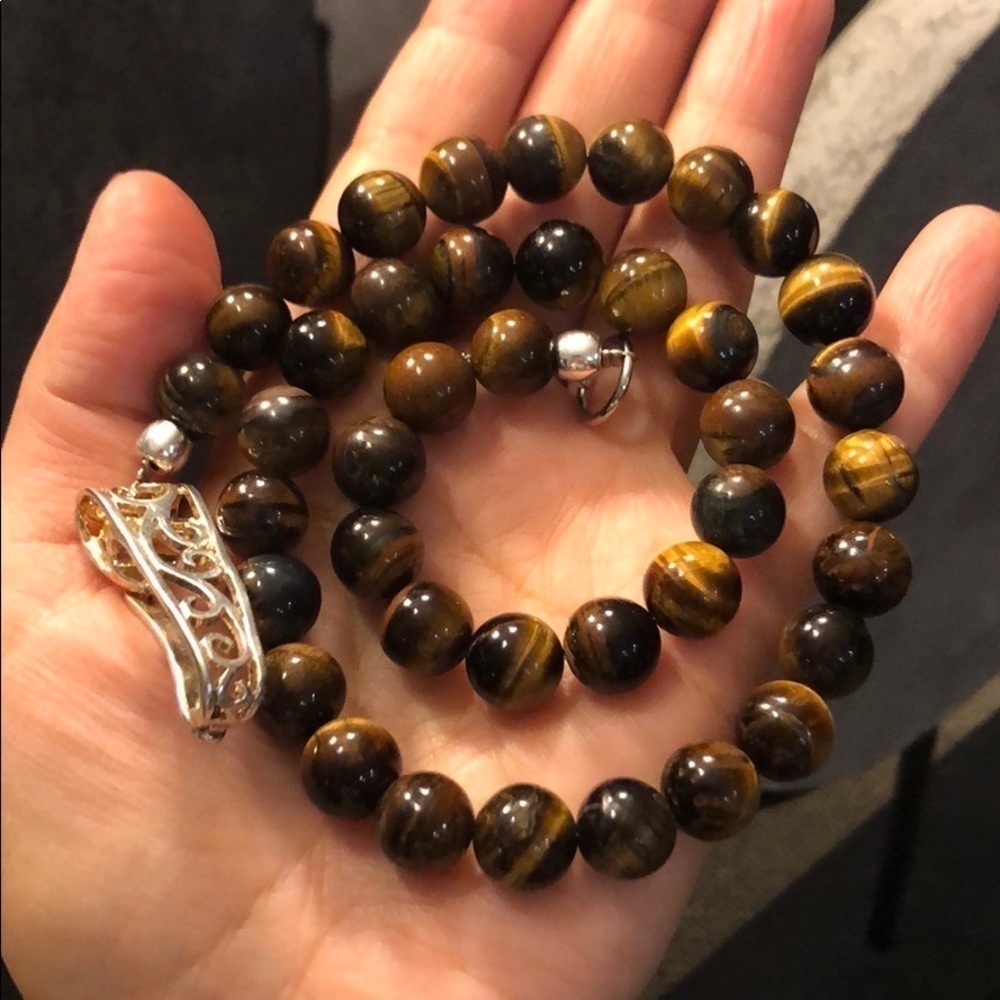 Hand made Tiger Eye beads necklace with Silver plated art deco snap closure
